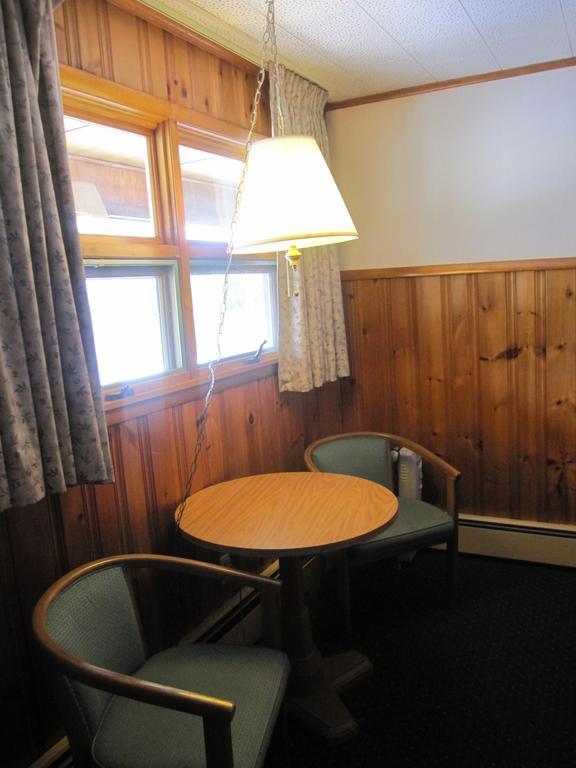 Wakita Court Motel Queensbury Quarto foto
